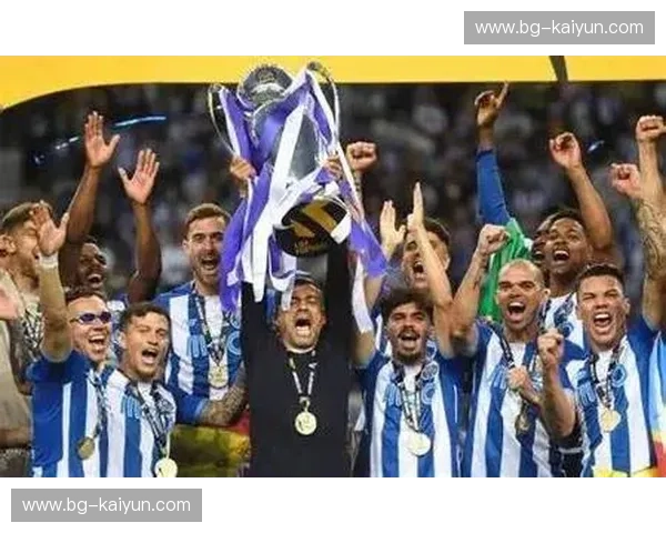 巨龙咆哮与蓝调旋律：波尔图VS蓝十字，一场横跨大西洋的足球史诗